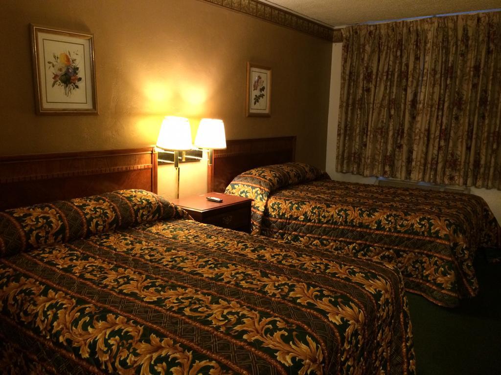 Townhouse Motel Sanger Quarto foto